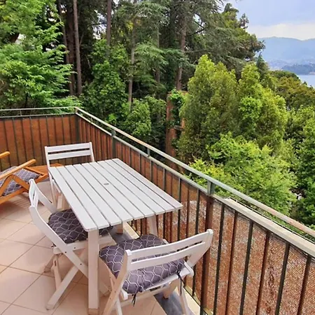 Private Parking, Seaview, Living Terrace Appartamento